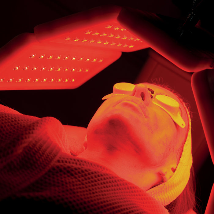 Light Emitting Diode (LED)