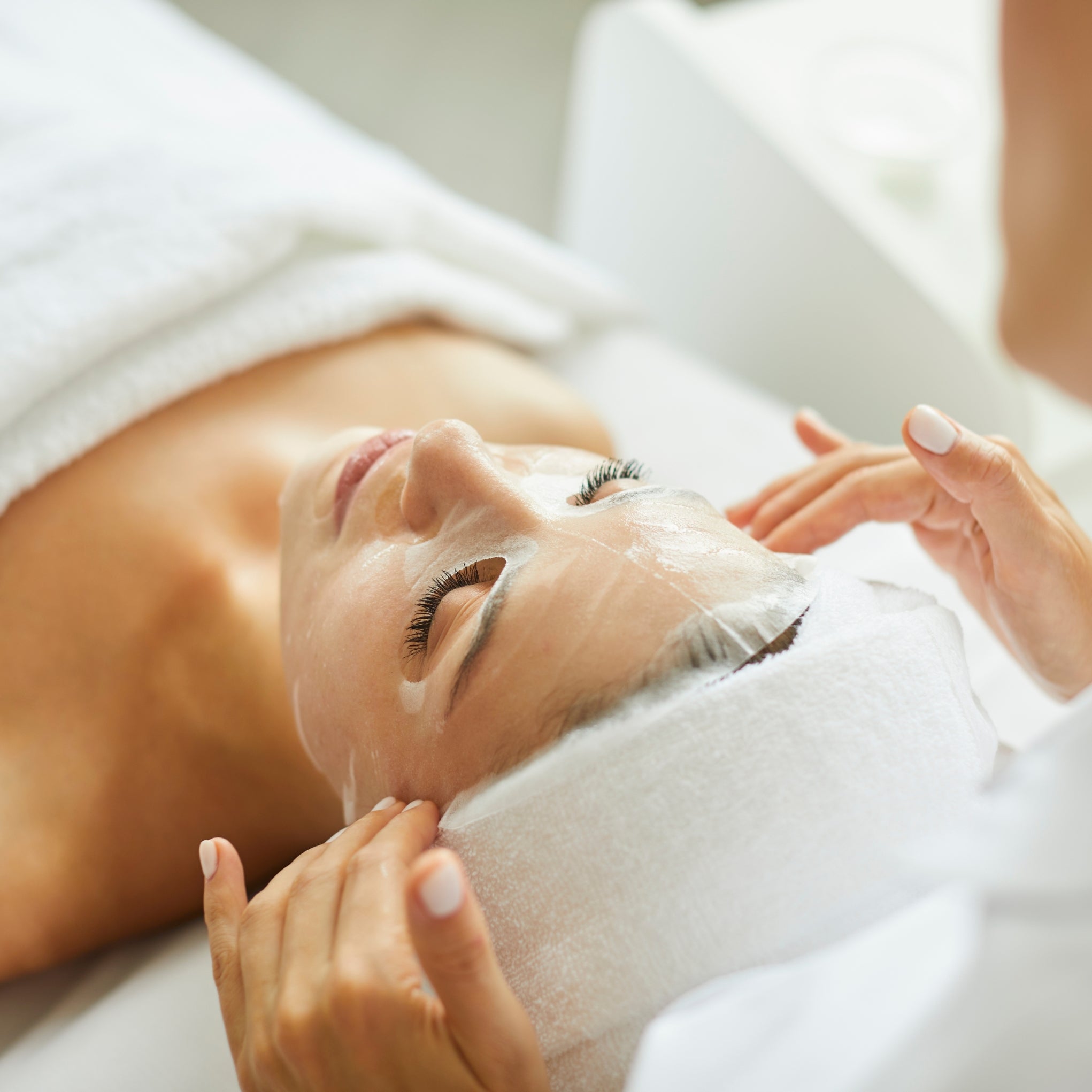 Exosome Brilliance Facial 70 Mins